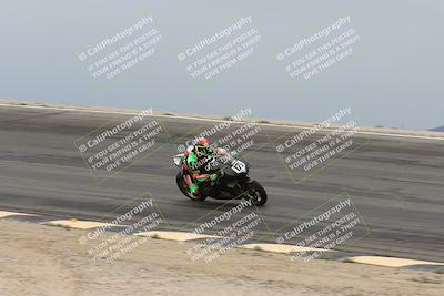 media/Nov-15-2025-Race Pace (Sat) [[8de605a2d8]]/Non Verified Riders (1st 20 Minutes)/Bowl (1015am)/